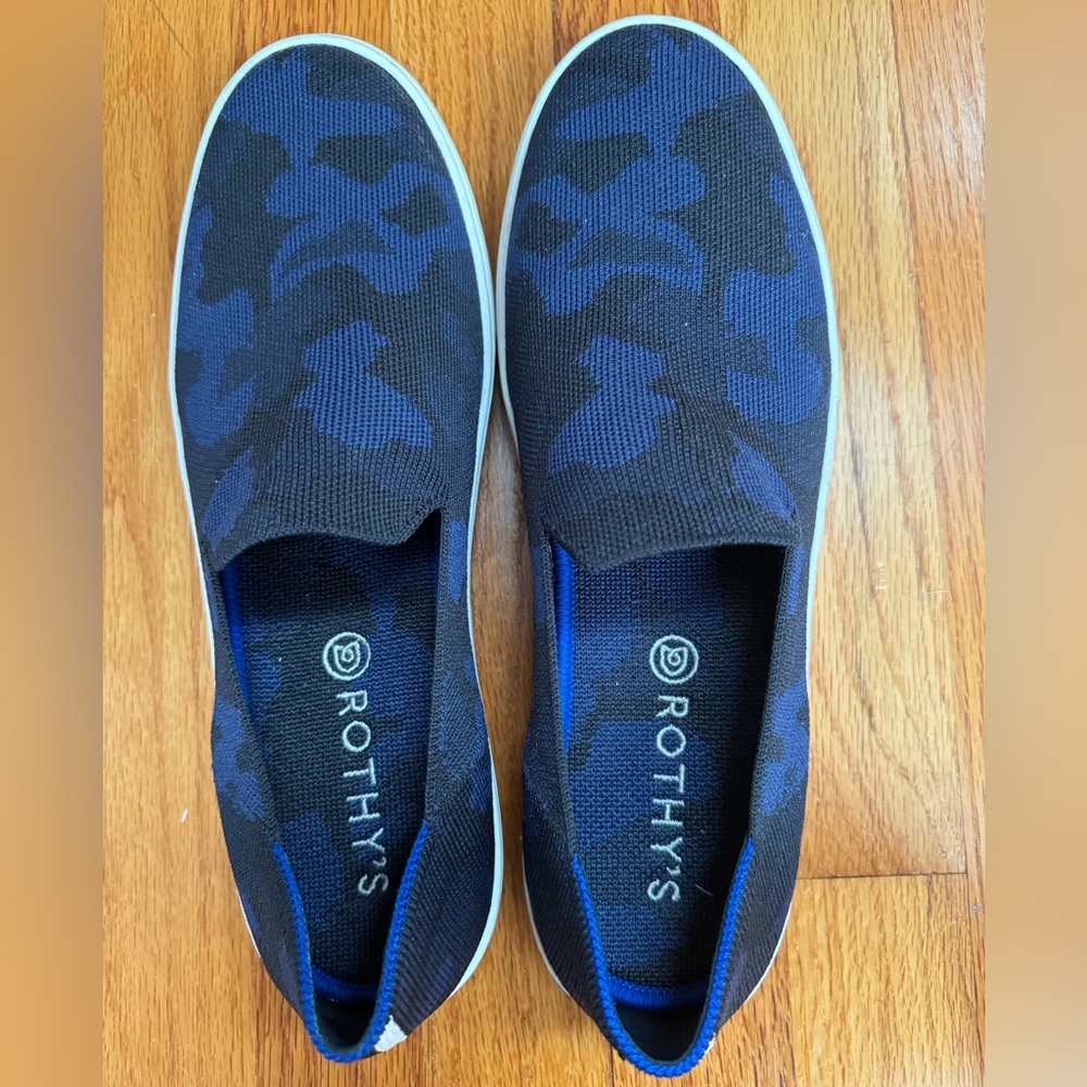 Midnight Camo Size 12 Rothys Sneakers